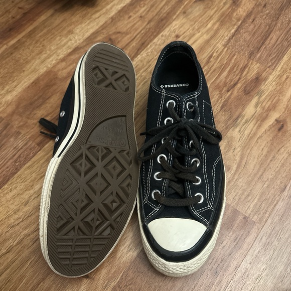 moncler x chuck taylor - Picture 2 of 3